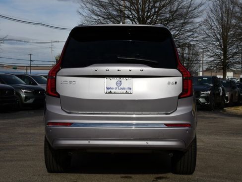 New 2026 Volvo XC90 B6 Plus w/ Protection Package Premier image 6