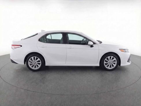 Used 2024 Toyota Camry LE image 8