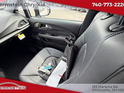 New 2026 Chrysler Voyager LX image 11