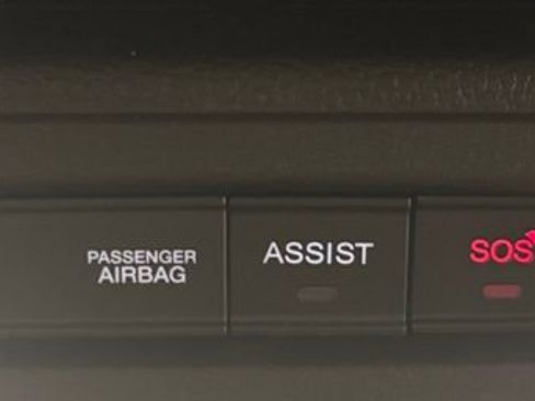 Used 2025 Jeep Wrangler Unlimited Sport AWD/4WD image 31