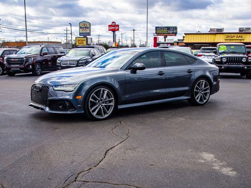 Used 2017 Audi RS 7 Performance w/ Driver Assistance Package image 3