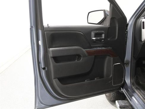 Used 2016 GMC Sierra 1500 SLT w/ SLT Preferred Package image 4