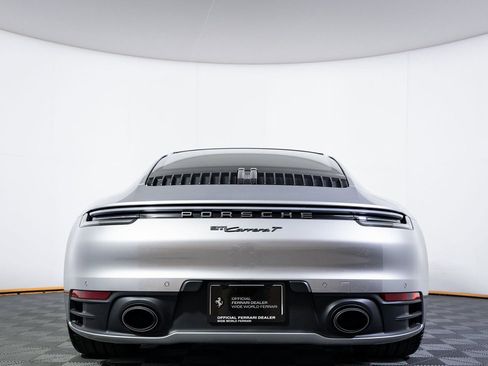 Used 2024 Porsche 911 Carrera T image 9