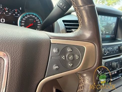 Used 2019 GMC Yukon Denali w/ Denali Ultimate Package AWD/4WD image 20