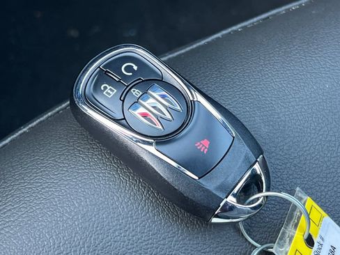 Used 2024 Buick Envista Sport Touring w/ Convenience I Package image 23