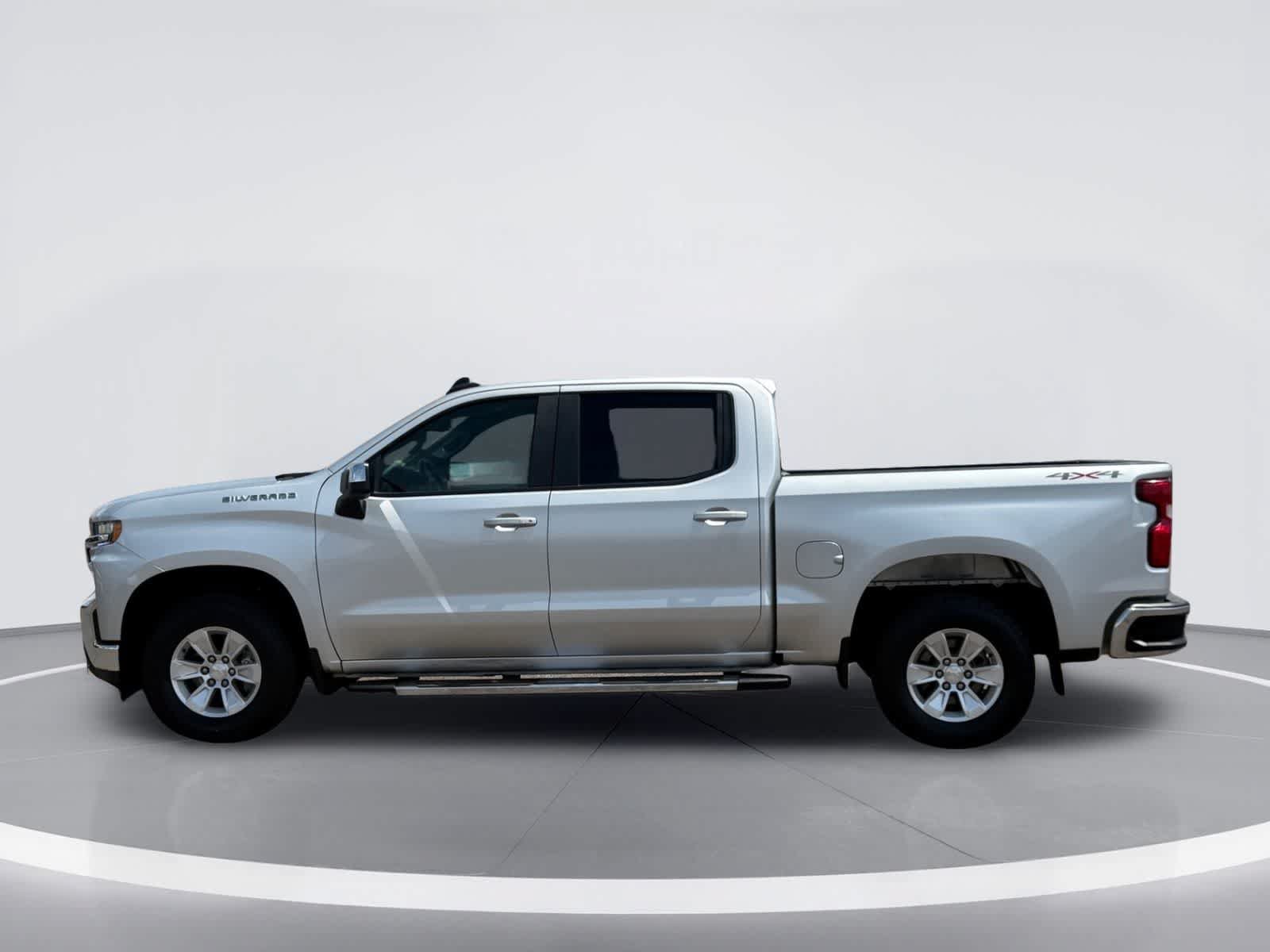 Used 2021 Chevrolet Silverado 1500 LT AWD/4WD image 4