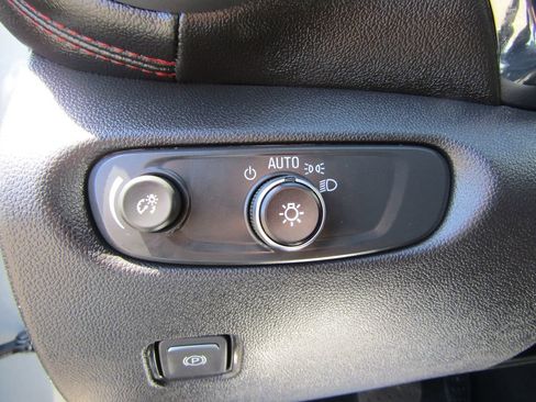 Used 2024 Chevrolet Blazer RS w/ Enhanced Convenience Package AWD/4WD image 29
