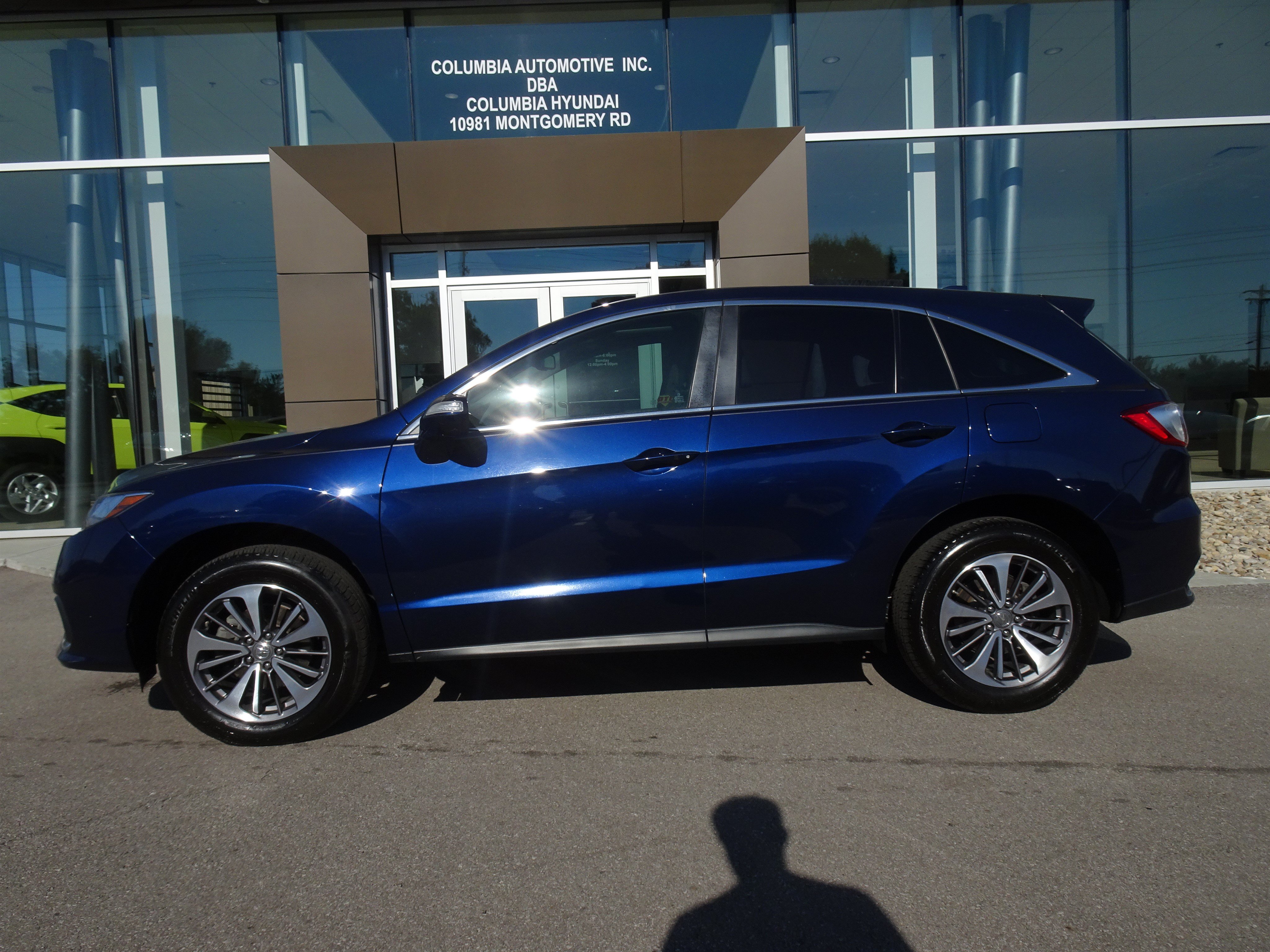 Used 2018 Acura RDX w/ Advance Package AWD/4WD image 2