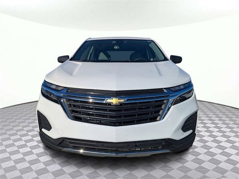 Used 2023 Chevrolet Equinox LS image 8