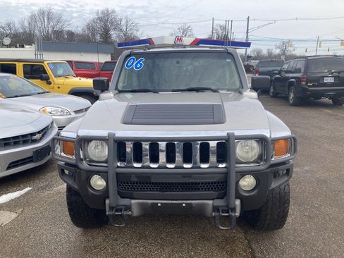 Used 2006 HUMMER H3 image 3