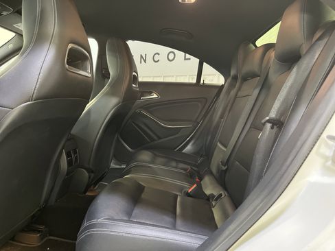 Used 2018 Mercedes-Benz CLA 250 image 11