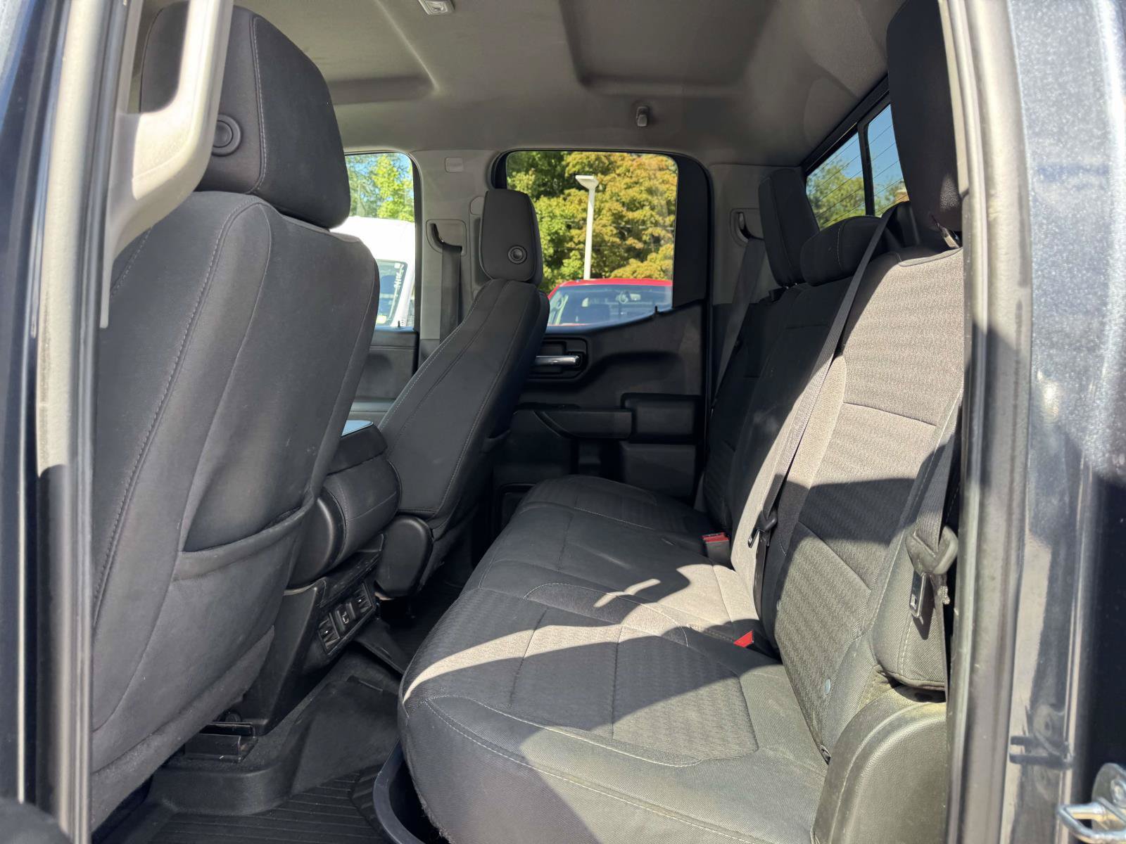 Used 2020 Chevrolet Silverado 1500 LT w/ All-Star Edition AWD/4WD image 9