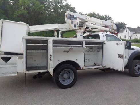 Used 2016 Ford F550 2WD Regular Cab Super Duty w/ Snow Plow Prep Package image 7