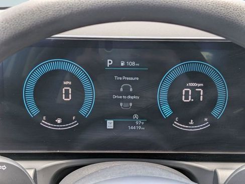 Used 2025 Hyundai Tucson SE FWD image 26