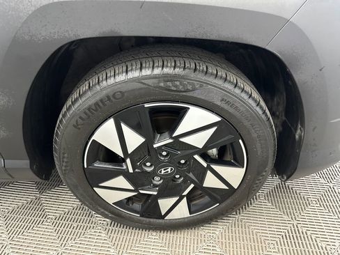 Used 2024 Hyundai Kona SEL image 13