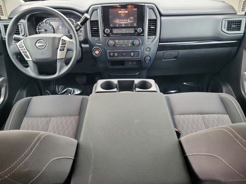 Certified 2023 Nissan Titan SV image 15