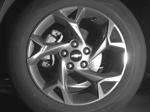 Used 2025 Chevrolet Trax LT FWD image 12