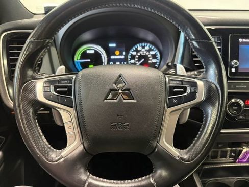 Used 2019 Mitsubishi Outlander SEL image 15