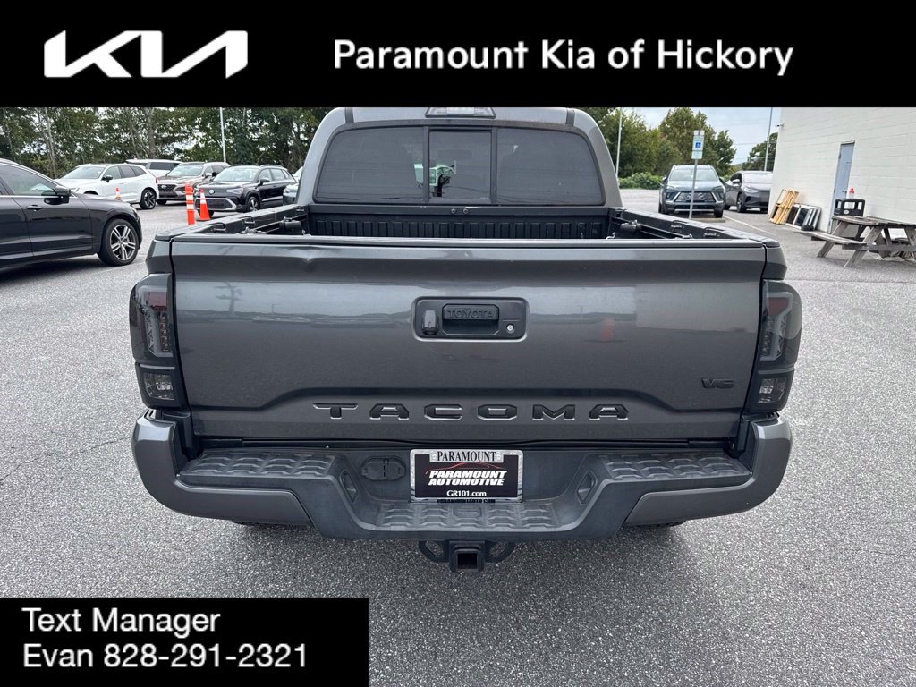 Used 2016 Toyota Tacoma TRD Sport w/ Towing Package AWD/4WD image 6