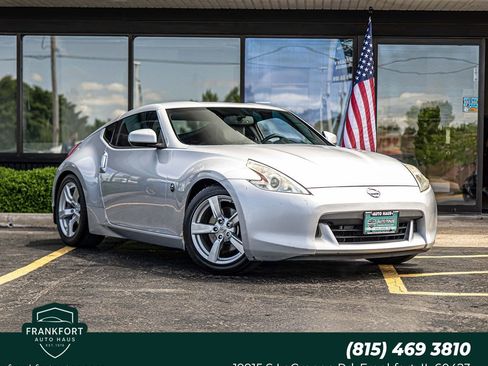 Used 2012 Nissan 370Z Touring w/ Aerodynamics Pkg RWD image 1