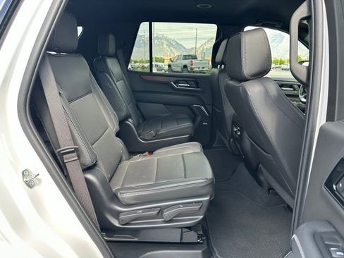 Certified 2025 GMC Yukon Denali AWD/4WD image 14