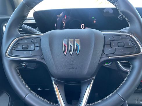 Used 2025 Buick Encore GX Preferred image 28