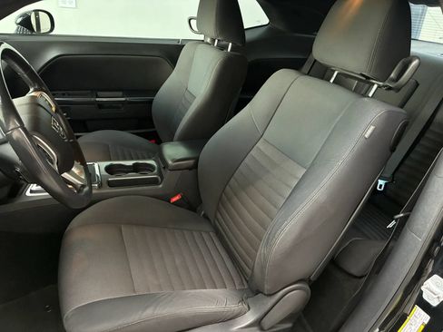 Used 2013 Dodge Challenger SXT RWD image 20