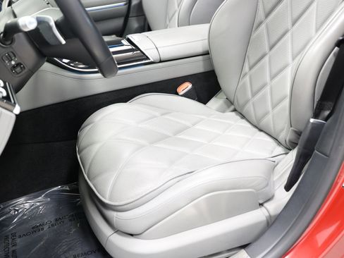 Used 2021 Mercedes-Benz Maybach S 580 4MATIC image 23