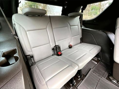 Certified 2021 Chevrolet Tahoe Z71 w/ Luxury Package image 28