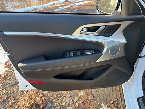 Used 2026 Genesis G70 2.5T Prestige image 16