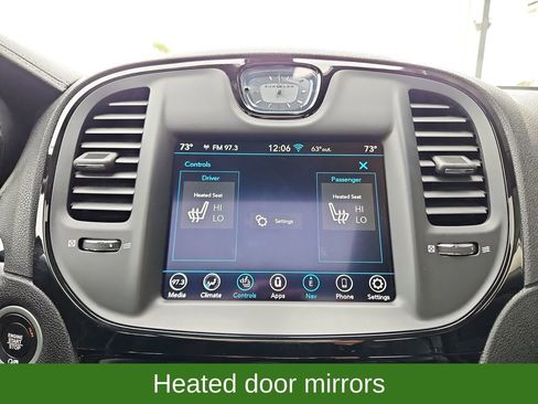 Used 2023 Chrysler 300 S image 21