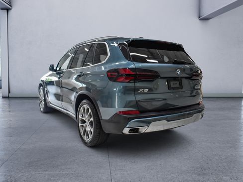 Used 2024 BMW X5 xDrive40i w/ Premium Package AWD/4WD image 5
