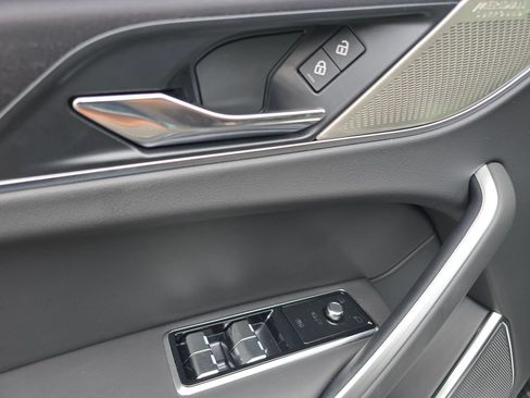 New 2026 Jaguar F-PACE R-Dynamic S AWD/4WD image 31