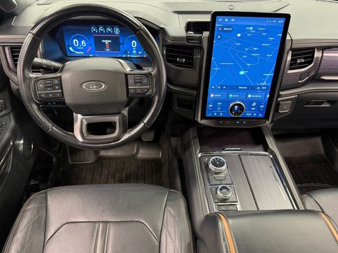 Used 2022 Ford Expedition Platinum AWD/4WD image 27