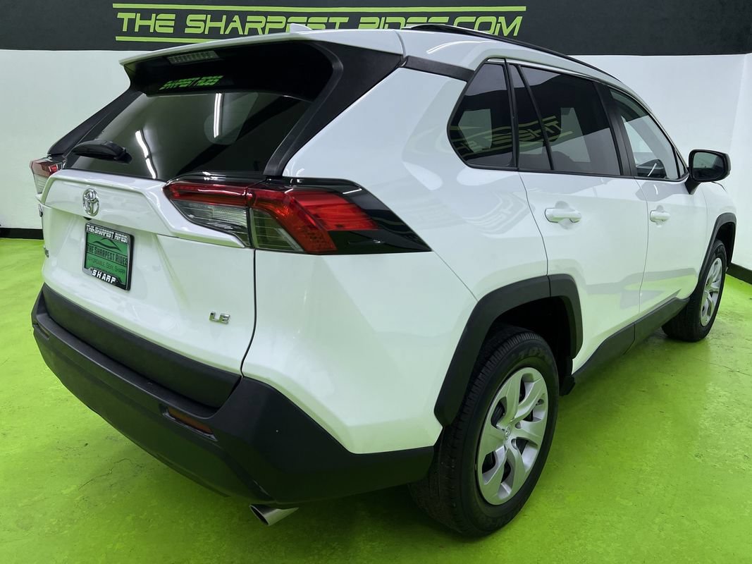 Used 2021 Toyota RAV4 LE FWD image 10