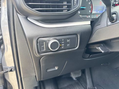 Used 2021 Ford Explorer XLT RWD image 20