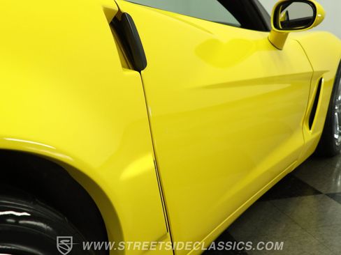 Used 2007 Chevrolet Corvette Coupe RWD image 27