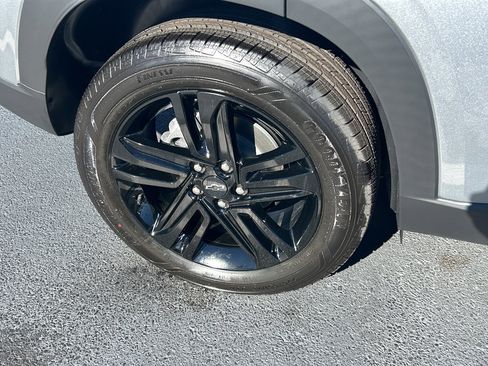 New 2026 Chevrolet Trax ACTIV w/ Sunroof Package image 34