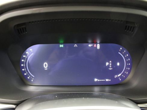 New 2026 Volvo XC60 B5 Plus w/ Protection Package Premier AWD/4WD image 10