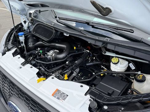 Used 2022 Ford Transit 250 Low Roof RWD image 24