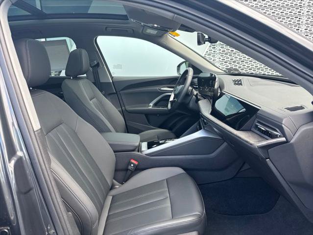 Certified 2025 Audi Q5 Premium w/ Convenience Package AWD/4WD image 10