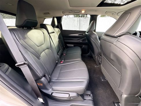Certified 2026 INFINITI QX60 Luxe w/ Cargo Package image 31