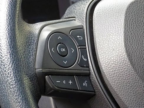 Used 2025 Toyota Corolla LE FWD image 13