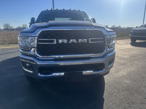 Used 2023 RAM 2500 Big Horn w/ Level 1 Equipment Group image 9
