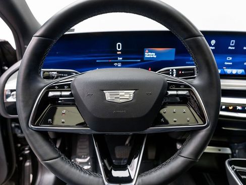 Used 2024 Cadillac Lyriq Luxury image 21