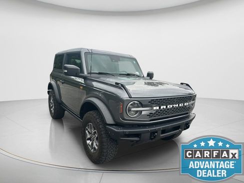 Used 2023 Ford Bronco Badlands AWD/4WD image 3