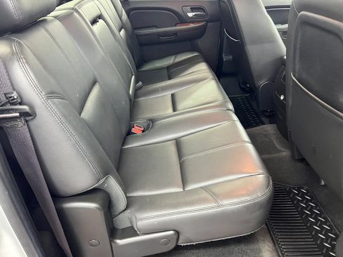 Used 2013 GMC Sierra 3500 SLT w/ SLT Convenience Package AWD/4WD image 13