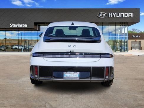 New 2025 Hyundai Ioniq 6 SEL image 3