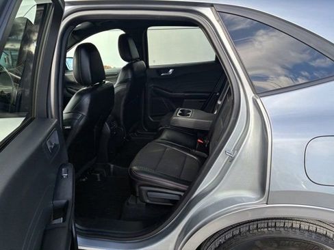 Certified 2023 Ford Escape ST-Line Select w/ Tech Pack #1 image 14