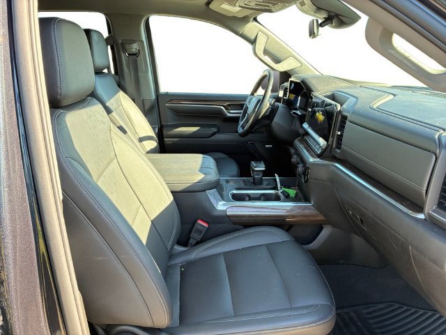 Used 2024 Chevrolet Silverado 1500 RST w/ Convenience Package II AWD/4WD image 12
